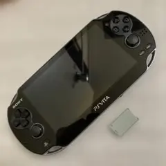 PlayStation®Vita（PCH-1100） 3G・Wi-Fiモデル