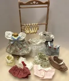 シルバニアファミリー　森の仕立て屋さん　ハンガーラック&トルソー＆洋服まとめ売り