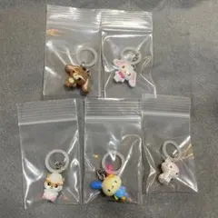 サンリオ キャラクターズ　めじるしアクセサリー　5個セット