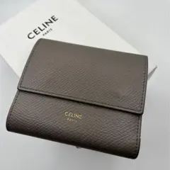 【美品】CELINE（セリーヌ）スモール トリフォールドウォレットのサムネイル