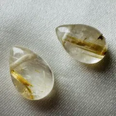 天然石ビーズ　ルチルクオーツ　針入り　しずく型　ドロップ型　13mm×8mm