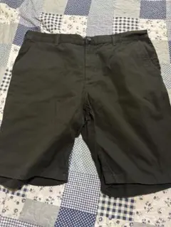 GU カーキ ショートパンツ XLサイズ 大きめ