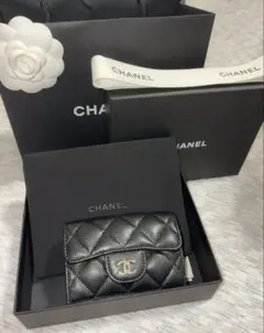 CHANEL シャネル キャビアスキン マトラッセ 3つ折り財布のサムネイル