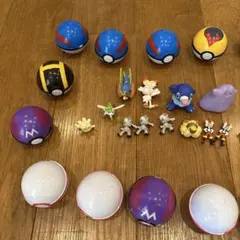 ポケモン モンコレ フィギュア　ボール