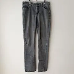 Item thumbnail for item 19eb9323-9bd6-48f3-a261-54a910827479