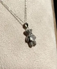 ミャンマー産翡翠 小熊ペンダントトップ SV925枠 チェーンなし