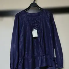 ダークパープル フリル付き長袖シャツＭサイズ