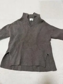 1er 100%ウール ブラウン Vネックニット 長袖 フード付き