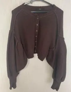 kastane クロップドバルーン袖カーディガン