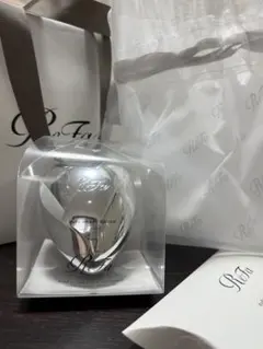 【未使用】リファ ハートブラシReFa HEART BRUSH シルバーのサムネイル
