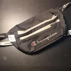 Champion ボディバッグ ブラックのサムネイル