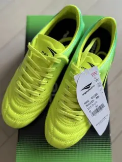 【週末限定価格】新品・未使用！ペナルティ　サッカースパイク　24.5センチ