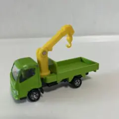 トミカ 日野デュトロ クレーン付トラック