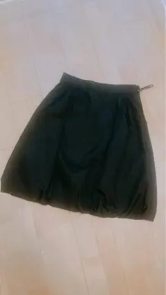 ベルメゾン Rashisa Black ゆるいバルーンスカート