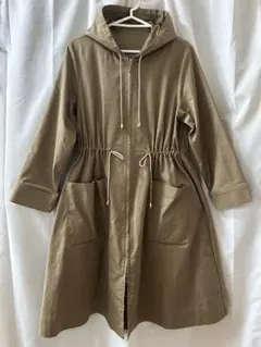 フード付きコート