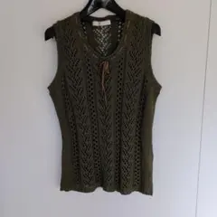 オリーブ ニットベスト