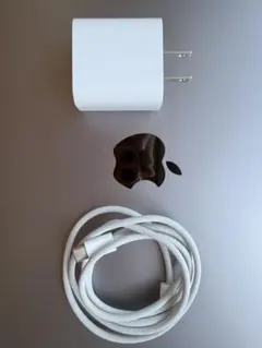 Apple 20W USB-C充電器とケーブルセット
