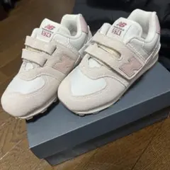 New Balance 574 ホワイト/ピンク ベルトタイプ