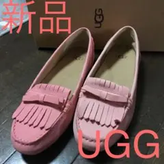 ugg フラットシューズ