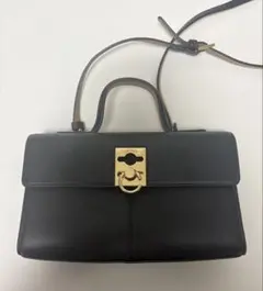 2025年最新】カフネ ショルダーバッグの人気アイテム - メルカリ