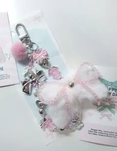 ピンクリボンのファーチャームキーホルダー