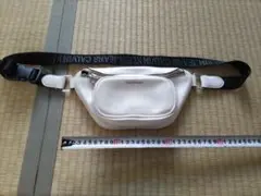 CALVIN KLEIN JEANS ボディバッグ ホワイト