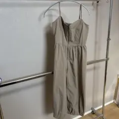 【お正月セール】 GU ベージュ キャミワンピース フレアシルエット Sサイズ