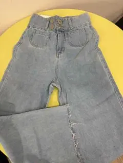 Item thumbnail for item 722096cd-71ad-4a87-bd4a-9f79232ddfa5