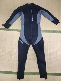 RASH ウェットスーツ フルスーツ 165センチ、45キロでオーダー - メルカリ
