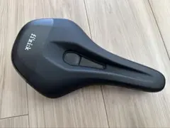 fizik aidon terra フィジーク　サドル 145mm 美品のサムネイル