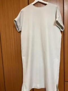 半袖 ロングワンピース ホワイト　M〜LL