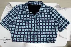 青と紫の花柄 クロップドシャツ 半袖