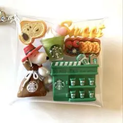 ガチャ詰めポーチ　スヌーピー