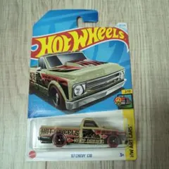 Hot Wheels '67 CHEVY C10 ミニカー