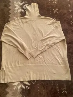 ニコアンド ベージュ ハイネック 長袖ニット