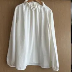 シューラルー（SHOOLARUE）ホワイト フリルネック 長袖シャツ　L L