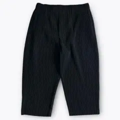 【人気】HOMME PLISSE ブラックハーフパンツ　ショートパンツ　サイズ2 人気】HOMME PLISSE ブラックハーフパンツ ショートパンツ サイズ2