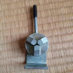 Item thumbnail for item d38a3fb5-7af7-423d-a6af-cb7f5fcc1f90