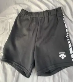 DESCENTE ブラックパンツ サイドストライプ