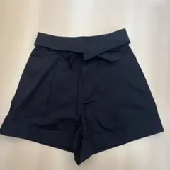 黒 ハイウエスト ショートパンツ