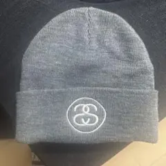 stussy ビーニーのサムネイル