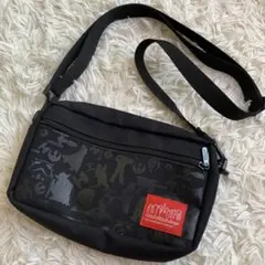 極美品✨Manhattan Portage ブラックショルダーバッグのサムネイル