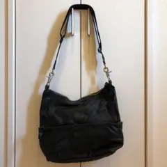 新品未使用 カウレザー ショルダーバッグ