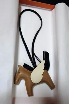 【新品未使用品】エルメス チャーム ロデオ ペガサス PM チャイ
