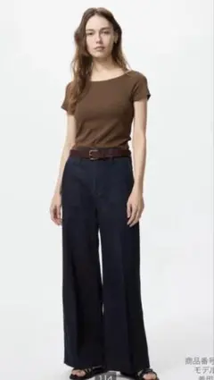 美品 ユニクロ　ワイドトラウザージーンズ　ネイビー　Sサイズ