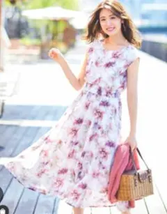 【入手困難】美人百花掲載　ルージュディアマン　花柄ワンピース　　リゾート