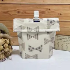 パウチ飲料保冷ケース【ラミネート】リボン ナチュラル☆ハンドメイド