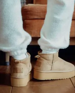 Item thumbnail for item 46574648-1e55-46c2-8490-f80f621719e6