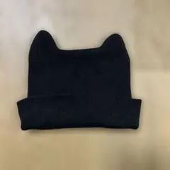 猫耳付き黒ニット帽