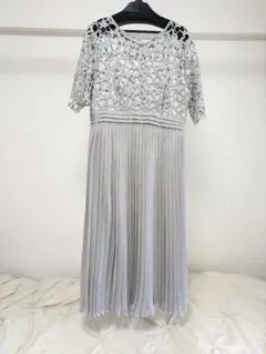 【良品】GIRLライトグレーレーストップスのパーティードレス